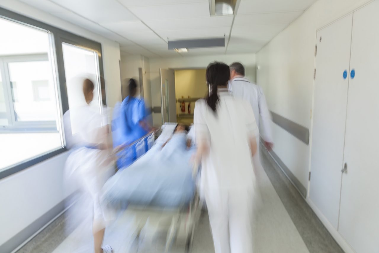 ΜΕΘ: 48 ασθενείς σε λίστα αναμονής – Χωρίς Αιμοδυναμικό και Ακτινολογικό το «Αττικόν»