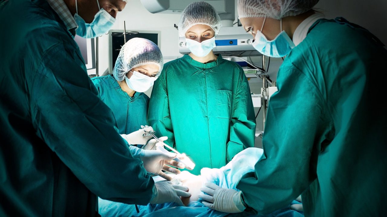 Ρομποτική Χειρουργική: Πότε καλύπτεται από την ασφάλεια υγείας