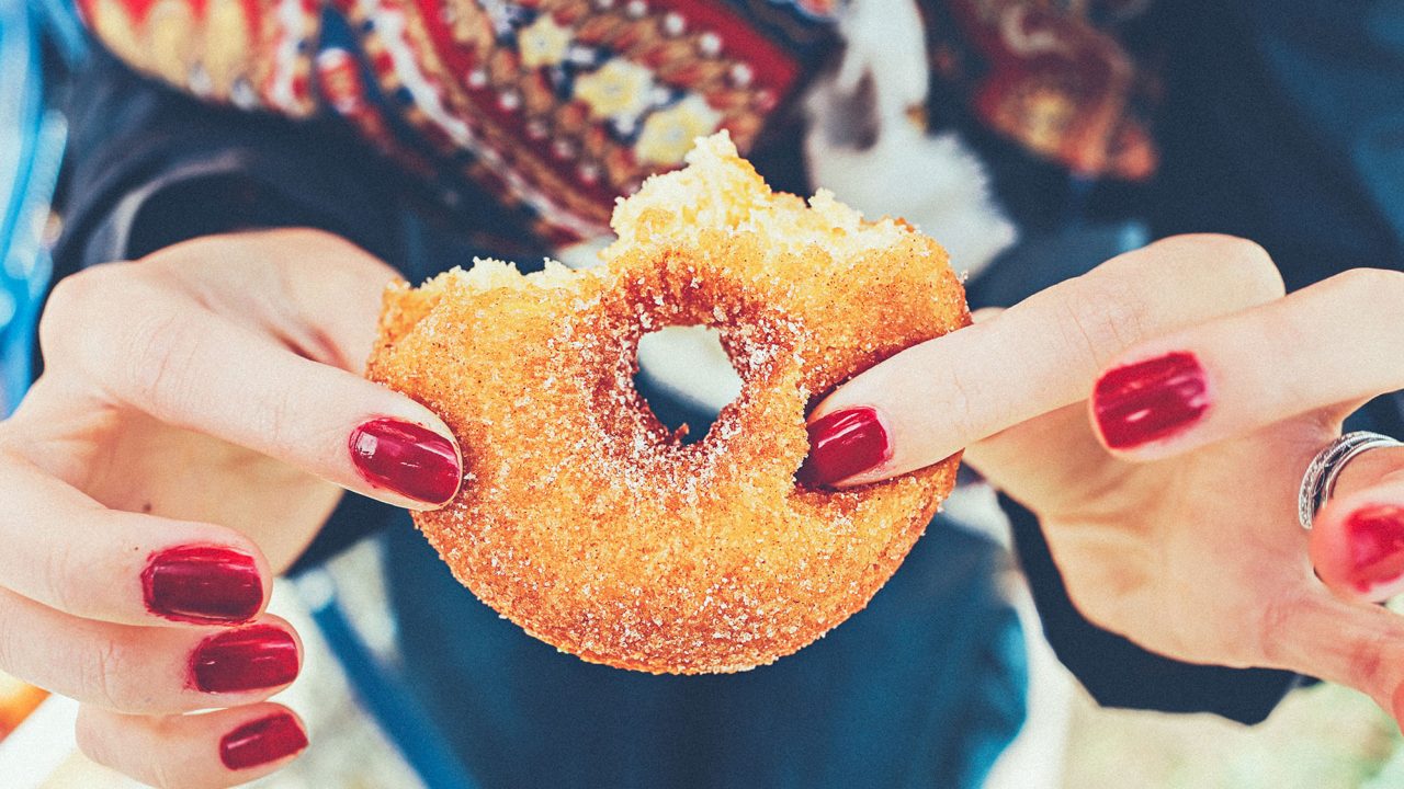 Η ζάχαρη μας «κλέβει» χρόνια ζωής – Και η αιτία δεν είναι η παχυσαρκία