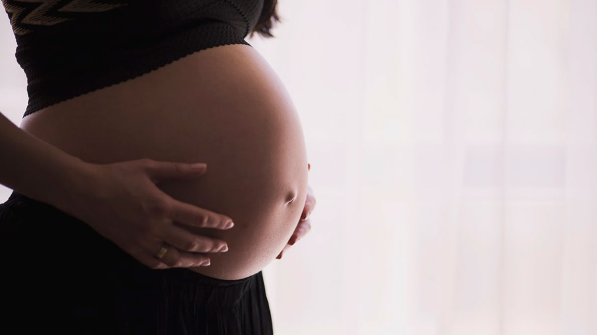 Εγκυμοσύνη: Η ανεπάρκεια αυτής της βιταμίνης μπορεί να βλάψει το παιδί