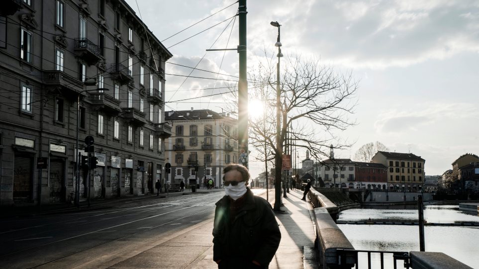 Κορωνοϊός: Η ευρεία χρήση μάσκας μπορεί να αποτρέψει μελλοντικά κύματα του ιού