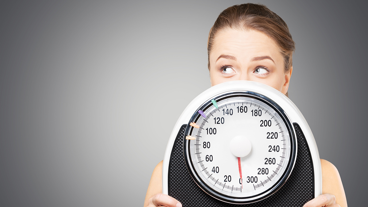 Περιττά κιλά: Δεν φταίει μόνο η διατροφή – Η ορμόνη που παχαίνει