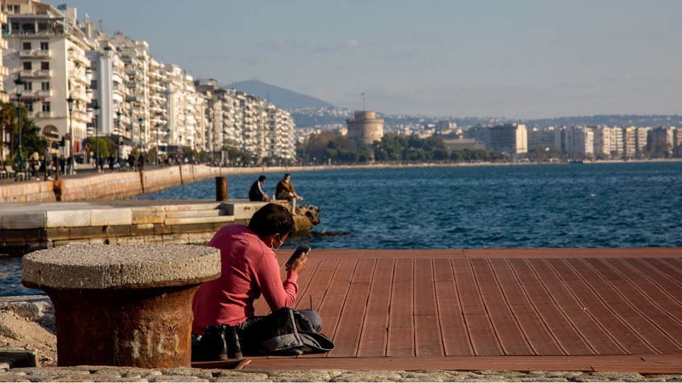 Ανεξέλεγκτη η διασπορά του κορωνοϊού στη Θεσσαλονίκη – Έρχονται αυστηρότερα περιοριστικά μέτρα