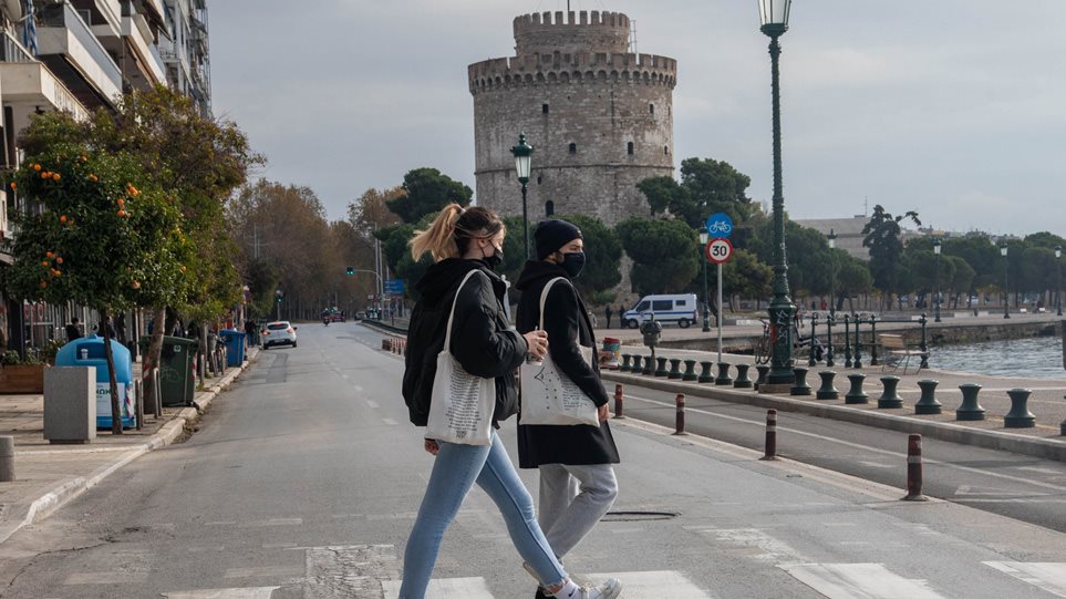Δεν λέει να βγει από το «κόκκινο» η Θεσσαλονίκη μετά από ένα μήνα σε lockdown