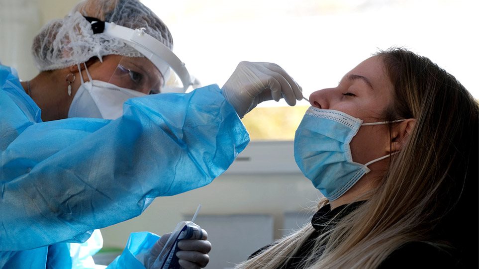 Κορωνοϊός – Σαρηγιάννης: Πάνω από 200% η αύξηση του ιικού φορτίου στα λύματα στη Θεσσαλονίκη