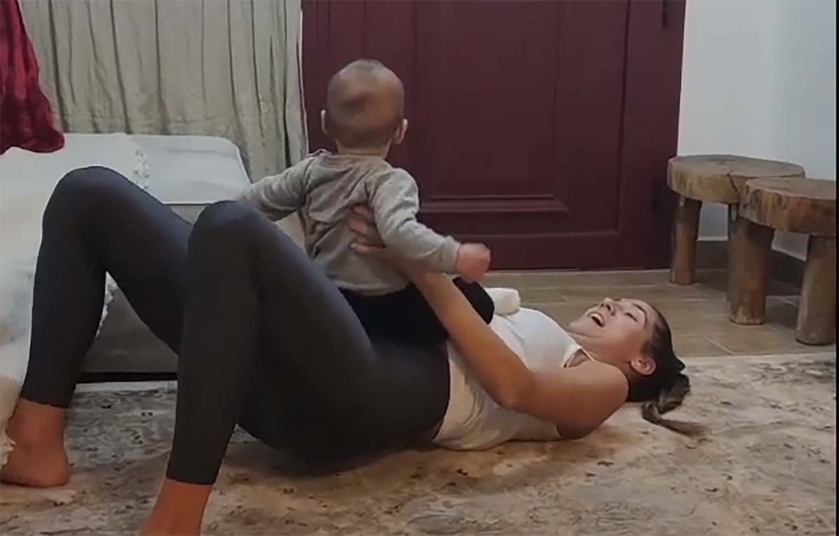 Baby Fitness: Απολαυστική προπόνηση με το μωρό σας για πολλές καύσεις