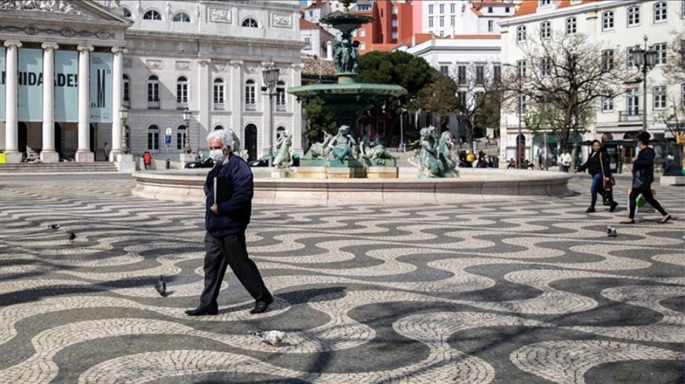 Η Πορτογαλία επαναφέρει περιορισμούς λόγω έξαρσης του κορωνοϊού