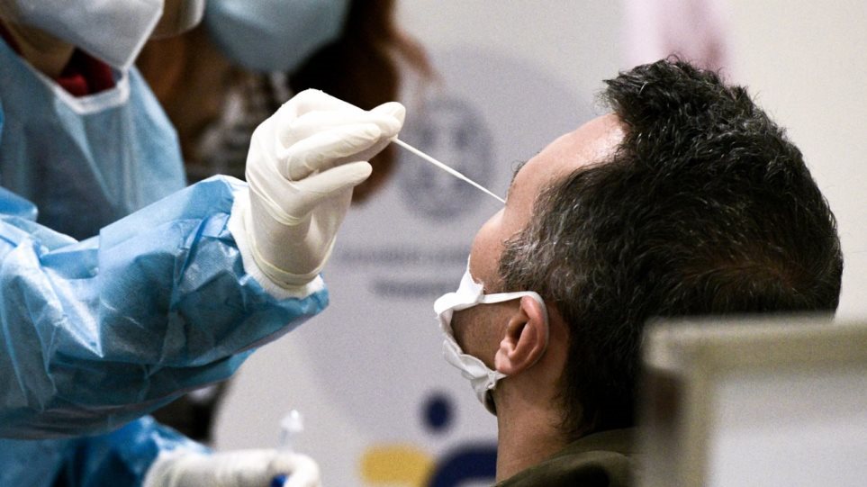 Οικονόμου: Κοντά στα 10 ευρώ το rapid test για τους ανεμβολίαστους