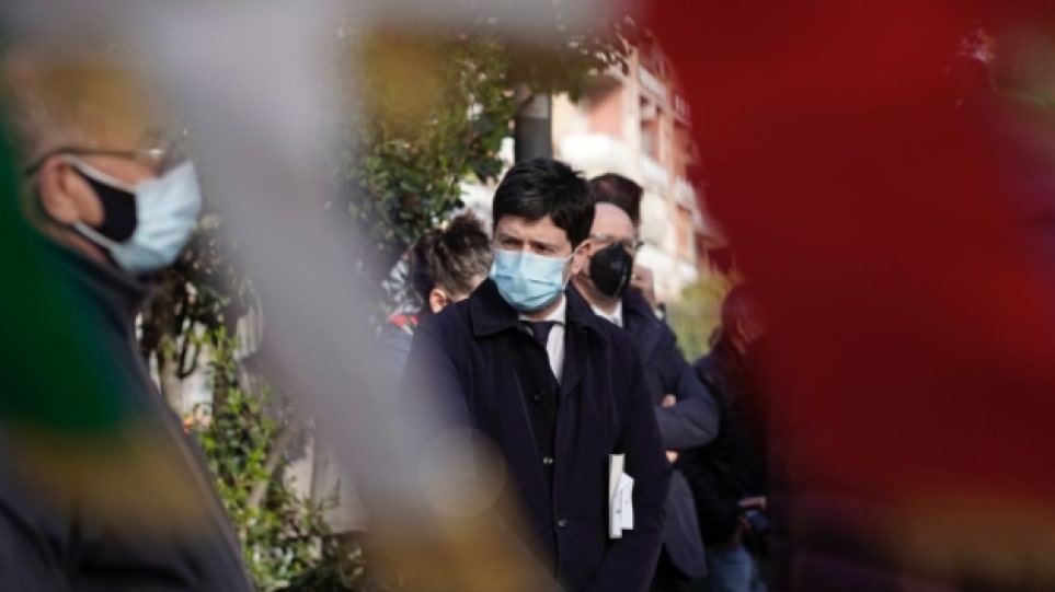 Πανδημία-Ιταλία: «Τέλος» η υποχρεωτική μάσκα σε εξωτερικούς χώρους από 28 Ιουνίου