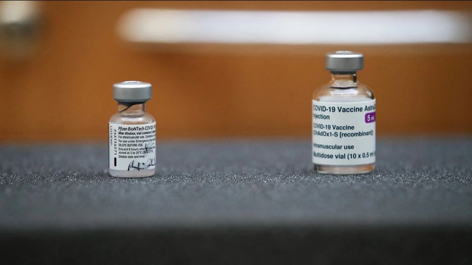 Έρευνα: Τα εμβόλια της Pfizer και της AstraZeneca είναι αποτελεσματικά κατά της μετάλλαξης Δέλτα