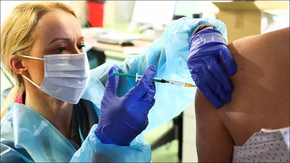 Κορωνοϊός – Σκέρτσος: Το 61,1% των ενήλικων έχει εμβολιαστεί πλήρως