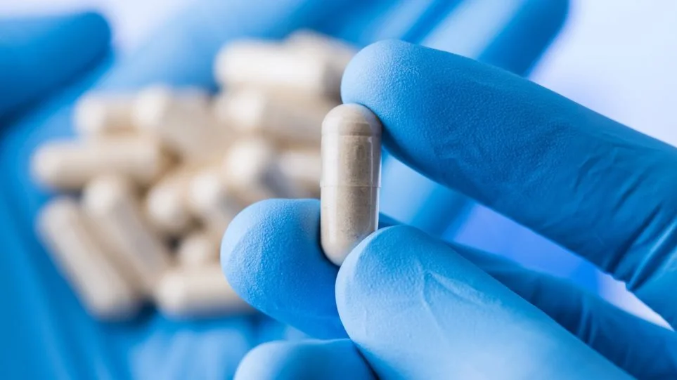 Merck: Το χάπι που ετοιμάζει, μειώνει κατά 50% τον κίνδυνο νοσηλείας ή θανάτου από Covid-19
