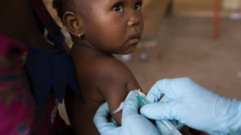 Πάνω από 150 παιδιά πέθαναν από ιλαρά στη Ζιμπάμπουε – Επιδημία μεταξύ ανεμβολίαστων