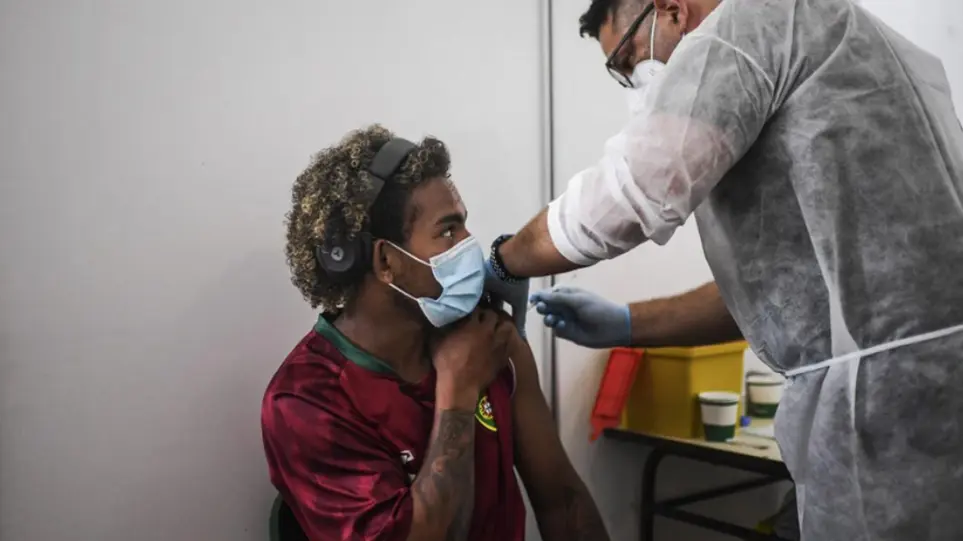 Κορωνοϊός: Η Πορτογαλία θέλει να εμβολιάσει με την τρίτη δόση το 25% του πληθυσμού στο επόμενο δίμηνο