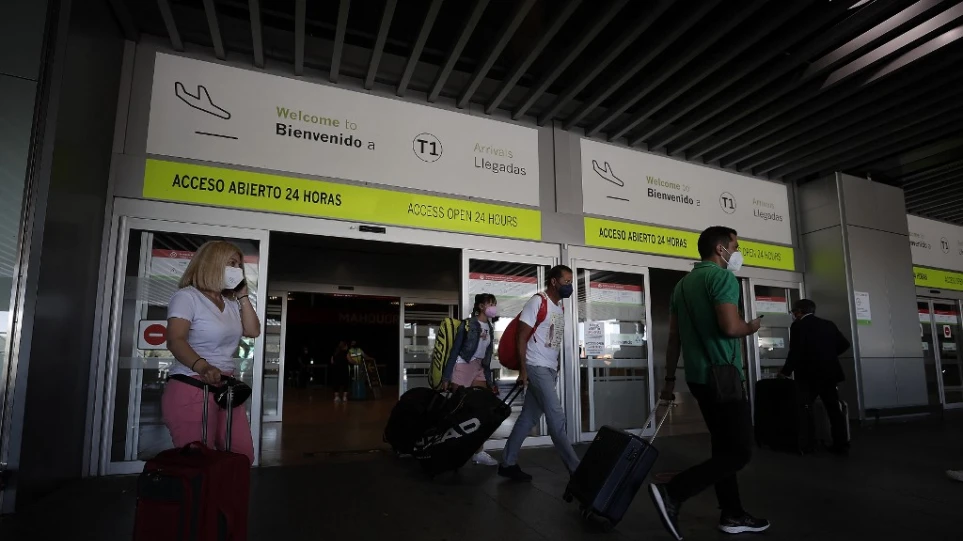 Μετάλλαξη Μποτσουάνας: Η Μαδρίτη θα αναστείλει τις πτήσεις από Νότια Αφρική και Μποτσουάνα λόγω της νέας παραλλαγής