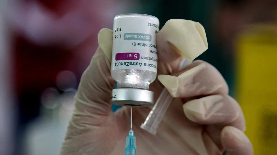 Ο αδενοϊός που χρησιμοποιείται στο εμβόλιο της AstraΖeneca μπορεί να ευθύνεται για τις θρομβώσεις, λένε ερευνητές