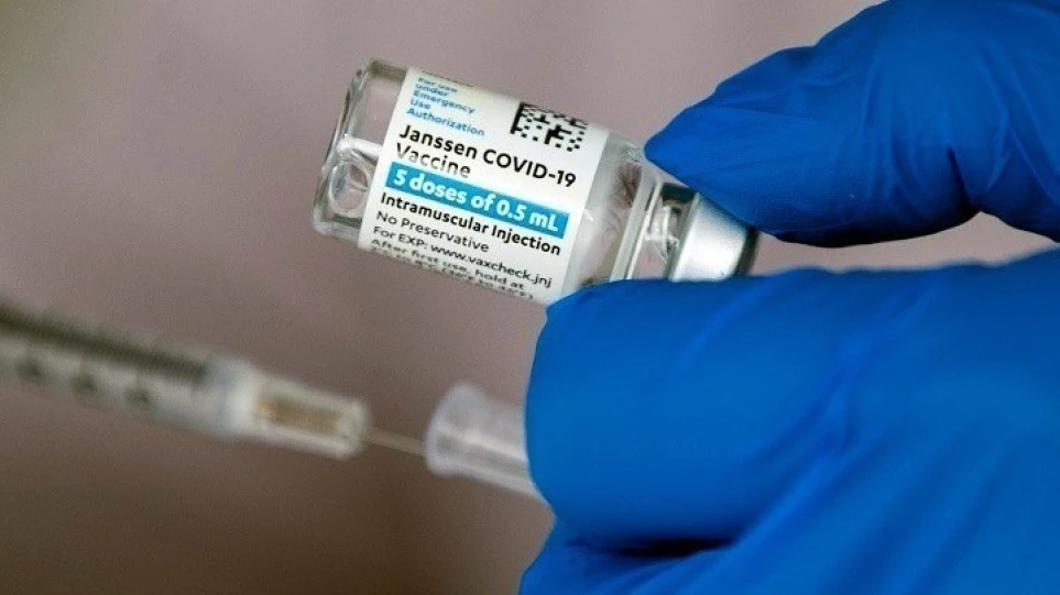 Κορωνοϊός: Ισχυρή ανοσολογική απόκριση παρέχει η αναμνηστική δόση με Johnson&Johnson μετά τον εμβολιασμό με Pfizer
