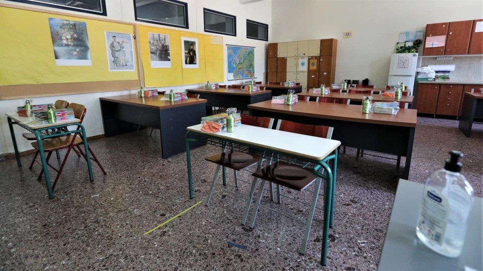 Αρνητές γονείς στην Αλεξανδρούπολη δεν αφήνουν πέντε παιδιά να πάνε στο σχολείο