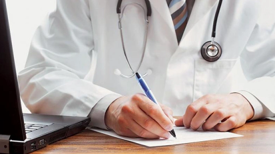 ΕΛΑΣ: Πάνω από 110 γιατροί στο κύκλωμα με τις ψευδείς συνταγογραφήσεις
