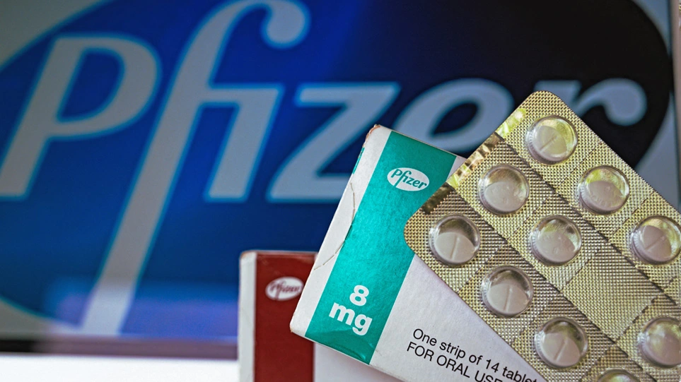 Pfizer: Το χάπι για τον κορωνοϊό προστατεύει από σοβαρή νόσηση και από τη μετάλλαξη Omicron