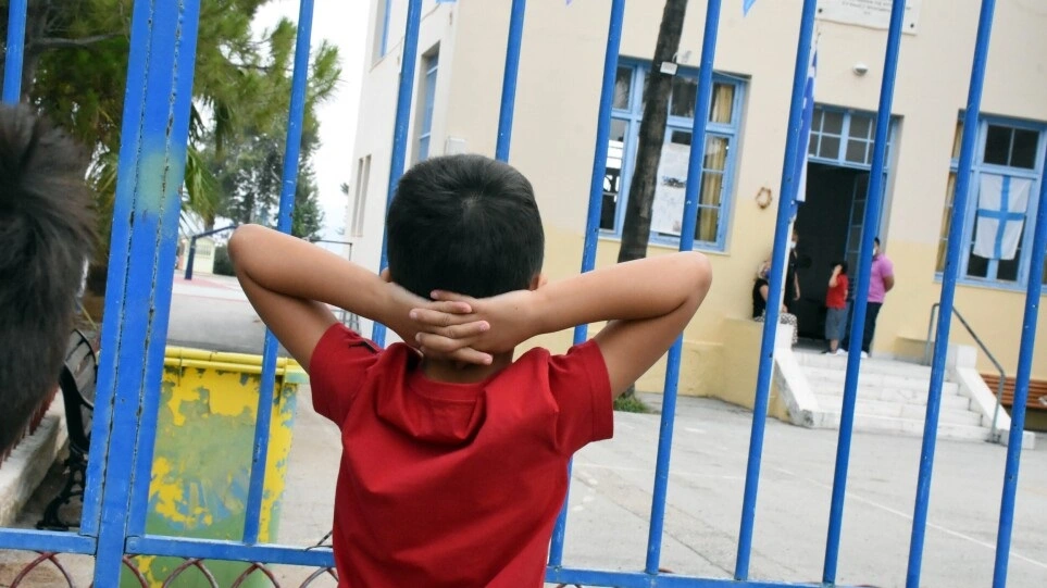 Γονείς – αρνητές κρατούν 24 παιδιά μακριά από το σχολείο στο Ηράκλειο