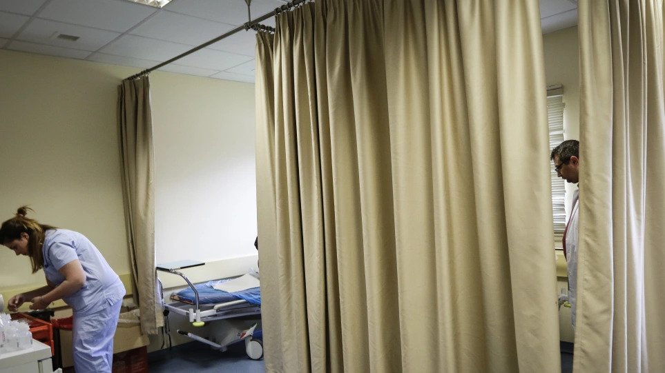 Η αναμονή πάνω από πέντε ώρες στα επείγοντα νοσοκομείου αυξάνει τον κίνδυνο θανάτου, λέει έρευνα