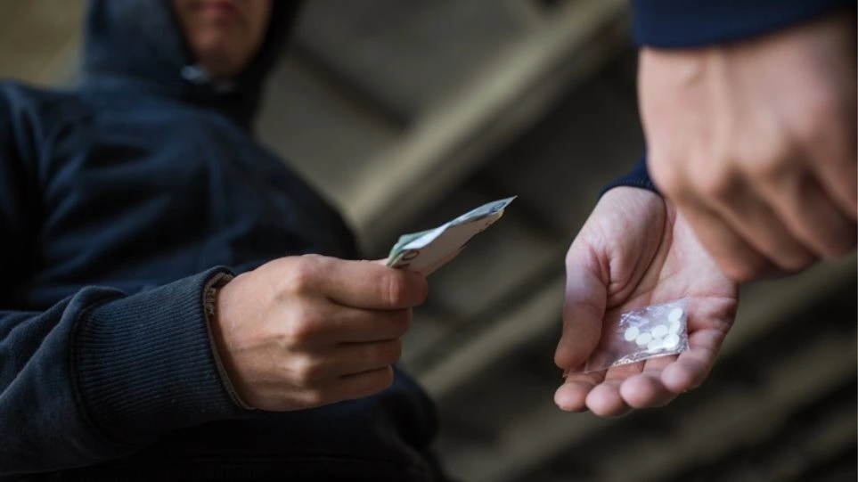 Ο ΟΗΕ κρούει τον κώδωνα κινδύνου για τη διακίνηση ναρκωτικών από τα social media