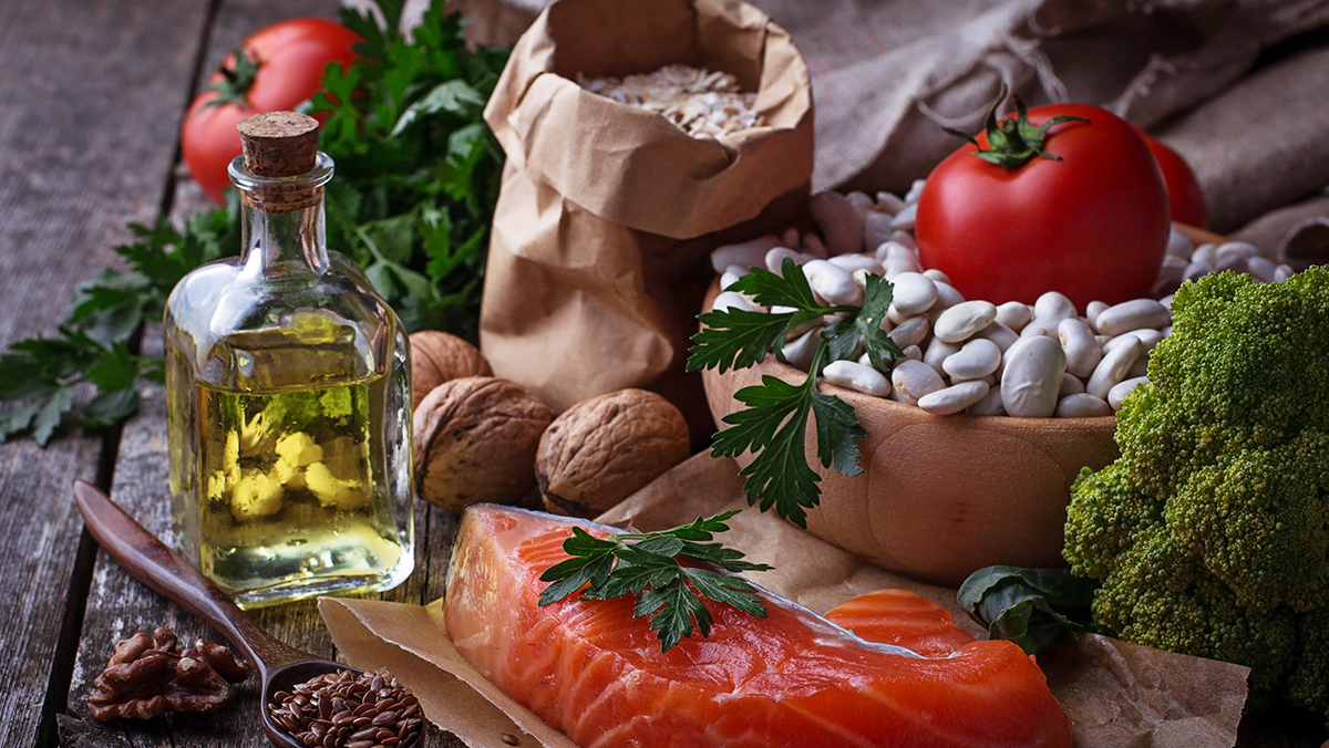 «Κακή» (LDL) χοληστερόλη: 8 τροφές που τη ρίχνουν χαμηλά
