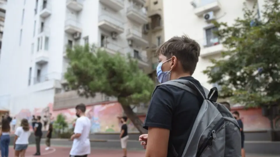 Κορωνοϊός: Επιστροφή στα σχολεία χωρίς self test αλλά με μάσκες – Τι γίνεται αν βρεθεί κρούσμα