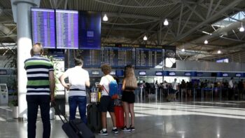Κορωνοϊός: Χωρίς μάσκες από σήμερα σε αεροδρόμια και πτήσεις