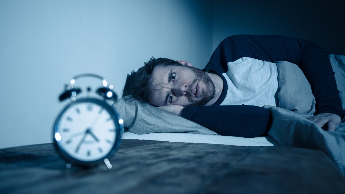 Covid-19 και ιώσεις: Έφεραν τα πάνω – κάτω στον ύπνο μας – Tips κατά της αϋπνίας