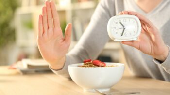 Νεφρά: Η διατροφή με το ρολόι που τα προστατεύει – Έρευνα αποκαλύπτει