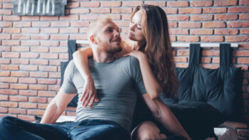 Σχέσεις: Ποιοι είναι πιο ικανοποιημένοι από το σεξ – 4 tips για μεγαλύτερη απόλαυση