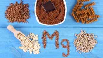 Μαγνήσιο: 7 σημάδια που μαρτυρούν ότι έχετε έλλειψη – Οι τροφές που το περιέχουν