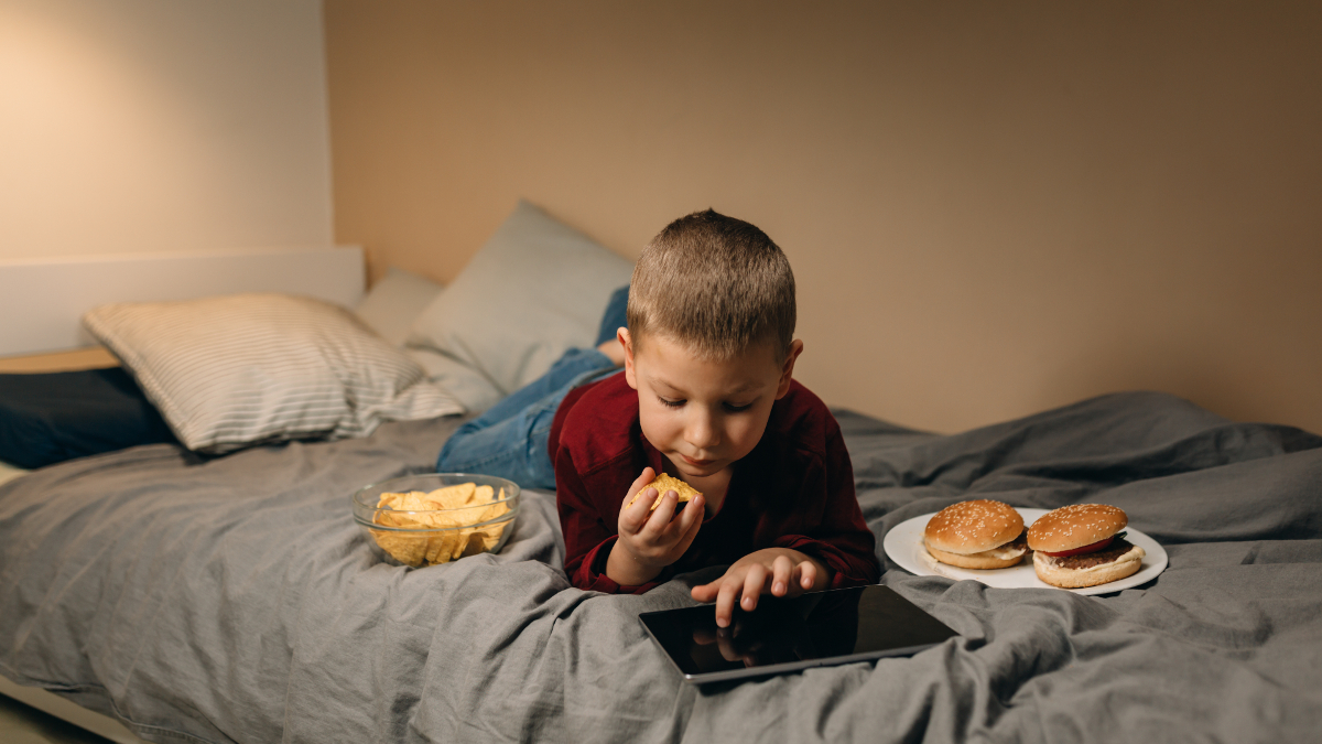 Τι αλλάζει στη συμπεριφορά των παιδιών που κοιμούνται μια ώρα λιγότερο
