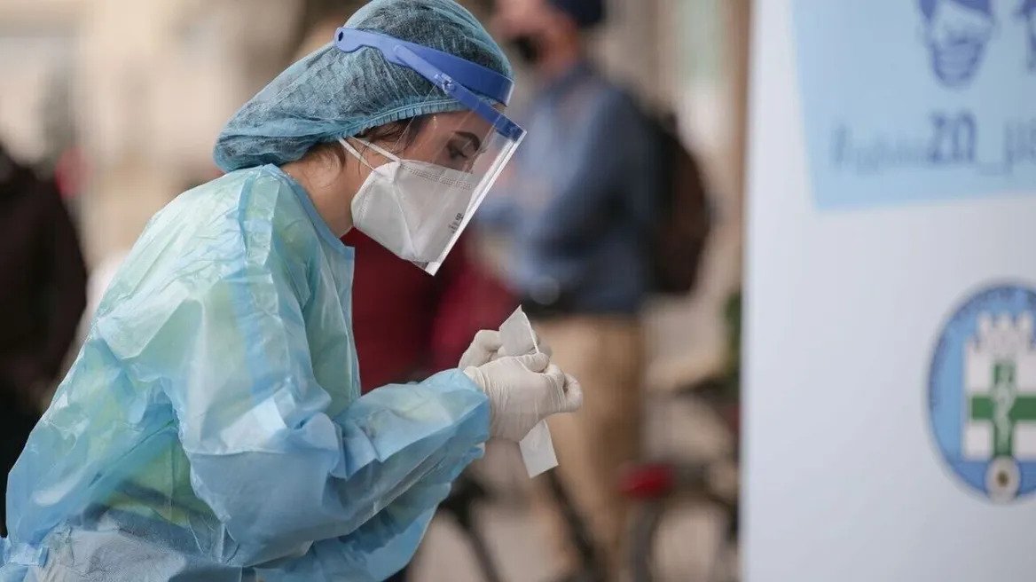 CDC: Η χειρότερη εποχή γρίπης τα τελευταία 13 χρόνια