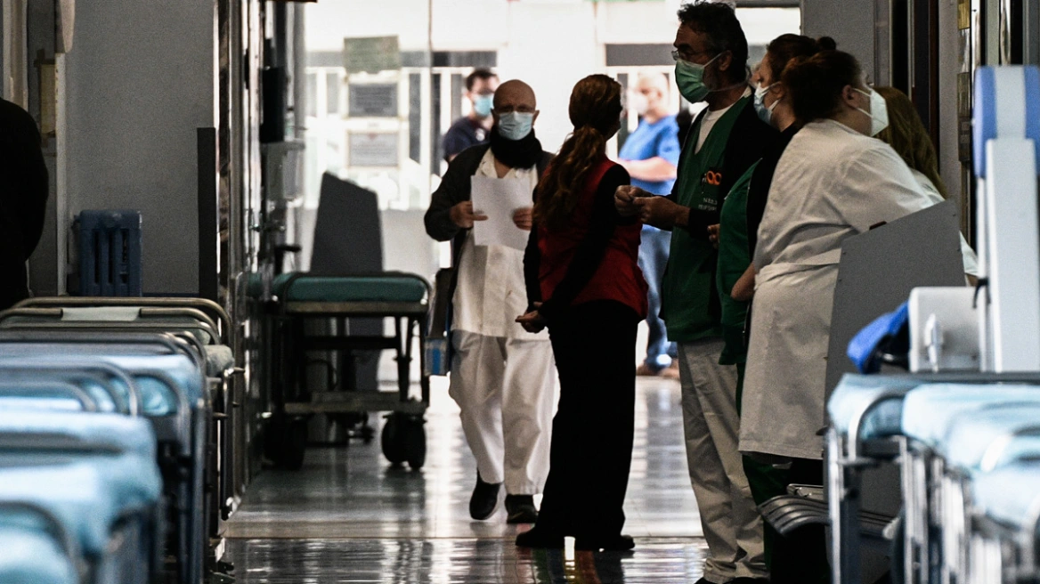 Υπουργείο Υγείας: Με νομοσχέδιο αυξάνονται αναδρομικά οι αποδοχές των γιατρών του ΕΣΥ