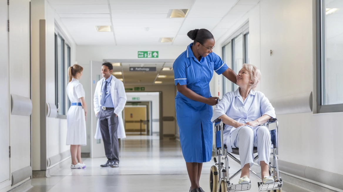 Βρετανία: Απεργούν 100.000 νοσηλευτές στις 15 και 20 Δεκεμβρίου